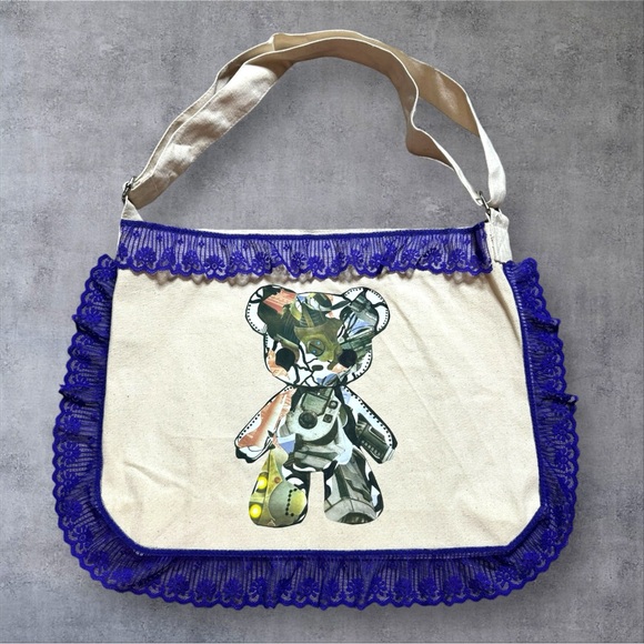 Custom cream and purple tote bag - Picture 5 of 15
